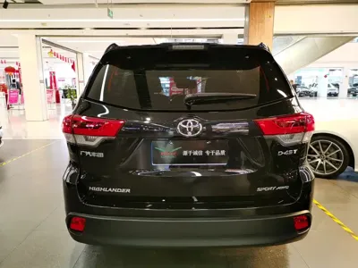 Toyota Highlander 2021, 55000 км, за 24713.26 USD