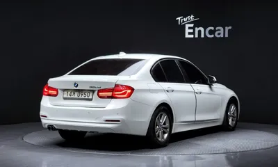 BMW 3-Series 2016, 129535 км, за 7218.54 USD