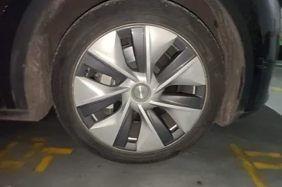 Tesla Model Y 2022, 74100 км, за 26114 USD - фото 8