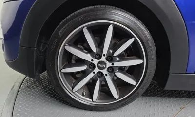 MINI Cooper Convertible 2021, 109668 км, за 12546.31 USD