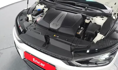 Kia EV6 2023, 36678 км, за 26110.54 USD - фото 6