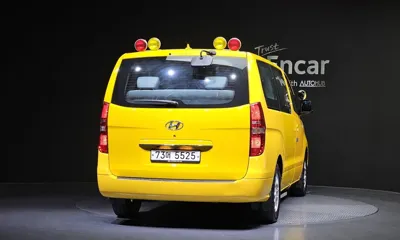 Hyundai Starex 2015, 145966 км, за 4722.8 USD