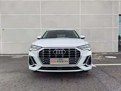 Audi Q3 2022, 38800 км, за 19975.21 USD