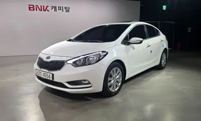 Kia K3 · 2015 год