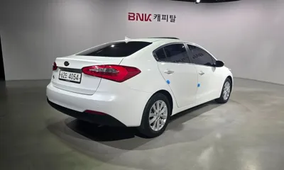 Kia K3 2015, 108268 км, за 4135.49 USD