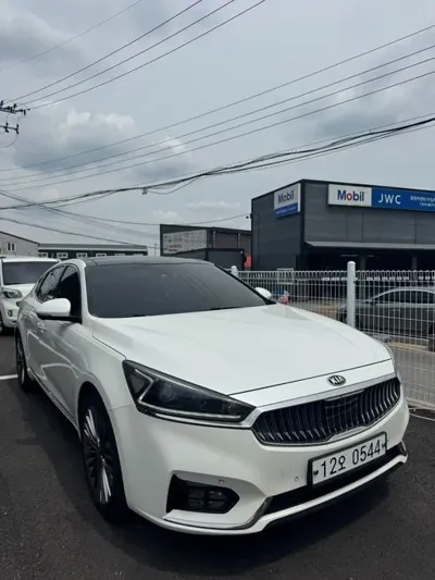 Kia K7 2016, 139568 км, за 6236.05 USD