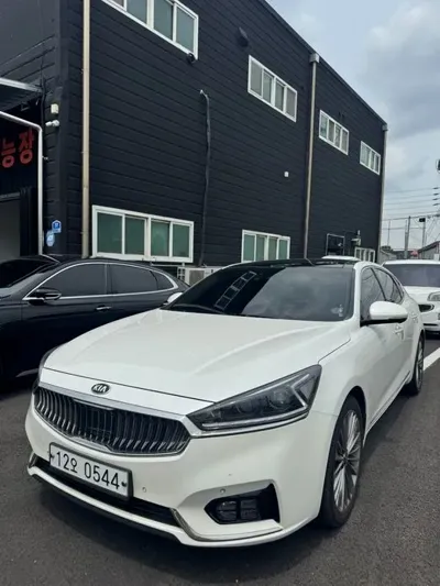 Kia K7 2016, 139568 км, за 6236.05 USD