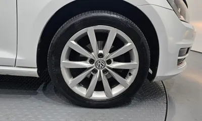 Volkswagen Golf 2015, 94936 км, за 4296.67 USD