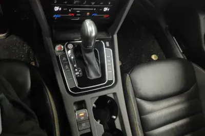 Volkswagen FAW-Volkswagen CC 2024, 29600 км, за 24772 USD - фото 25