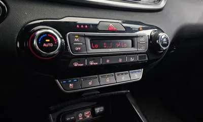 Kia Sorento 2020, 98005 км, за 10749.19 USD - фото 29