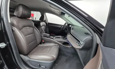 Hyundai Grandeur 2020, 85309 км, за 14469.77 USD - фото 10