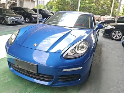 Porsche Panamera · 2016 год