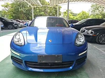Porsche Panamera 2016, 104200 км, за 29227.92 USD