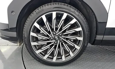 Hyundai Santafe 2024, 33805 км, за 24104.25 USD