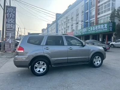 Kia Borrego 2010, 130000 км, за 3825.71 USD