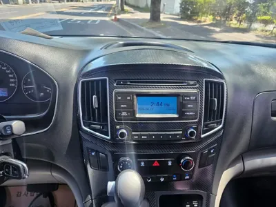 Hyundai Starex 2017, 170461 км, за 5513.98 USD - фото 9