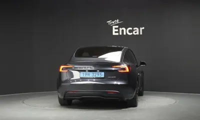 Tesla Model 3 2025, 13055 км, за 34968.3 USD