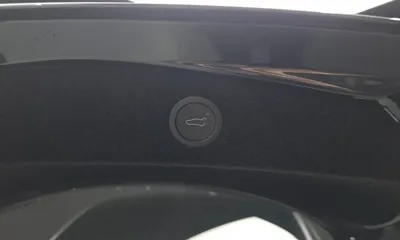 Tesla Model 3 2025, 13055 км, за 34968.3 USD - фото 32