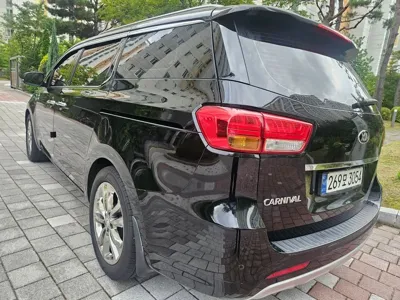 Kia Canival 2016, 98350 км, за 8970.94 USD