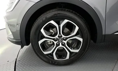 Renault-KoreaSamsung Arkana 2025, 24389 км, за 15854.54 USD