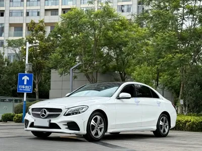 Mercedes-Benz C-Class · 2020 год