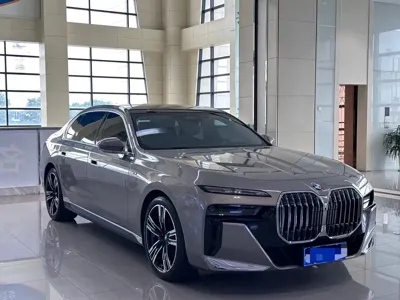BMW 7 Series 2023, 69000 км, за 68686.13 USD