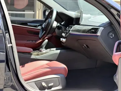 BMW 5 Series 2022, 50000 км, за 24698.55 USD