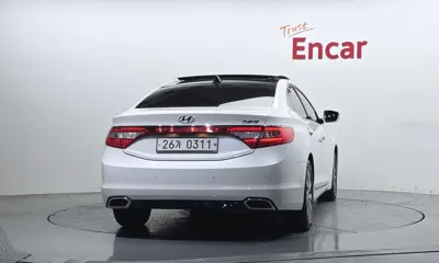 Hyundai Grandeur 2017, 164906 км, за 6498.62 USD