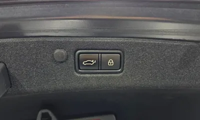 Hyundai Grandeur 2021, 162340 км, за 10749.19 USD - фото 20