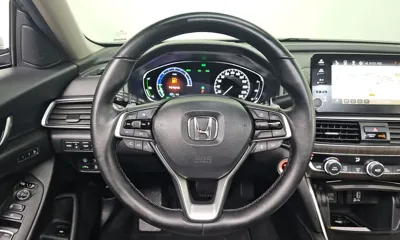 Honda Accord 2019, 129967 км, за 11324.67 USD - фото 14