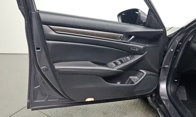 Honda Accord 2019, 129967 км, за 11324.67 USD - фото 24