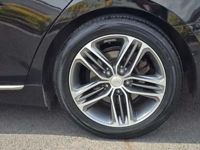 Hyundai Grandeur 2018, 166000 км, за 7748.91 USD - фото 11