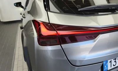Lexus UX 2025, 12824 км, за 29107.24 USD - фото 23