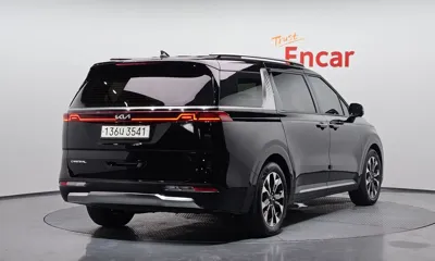 Kia Canival 2023, 103755 км, за 16345.02 USD