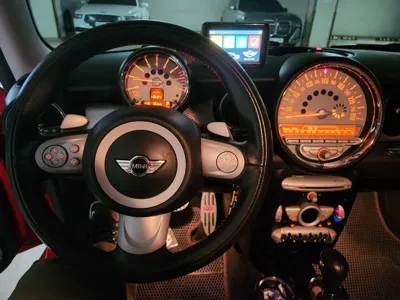 MINI Cooper 2010, 95000 км, за 4266.77 USD - фото 14