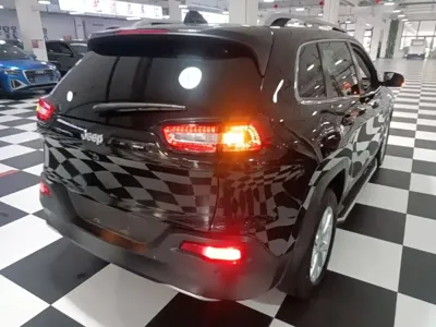 Jeep Cherokee 2018, 78600 км, за 6055.78 USD - фото 7