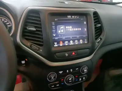 Jeep Cherokee 2018, 78600 км, за 6055.78 USD - фото 13