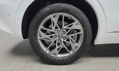 Genesis GV70 2023, 42723 км, за 24755.71 USD