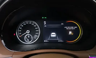 Genesis GV70 2023, 42723 км, за 24755.71 USD - фото 8