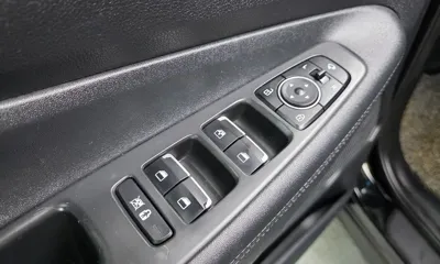 Hyundai Santafe 2019, 105956 км, за 11232.24 USD - фото 12