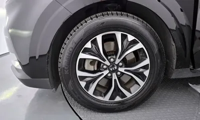 Kia Canival 2021, 125188 км, за 12221.28 USD