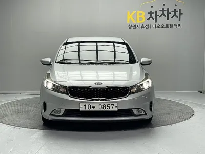 Kia K3 2016, 112957 км, за 5776.55 USD
