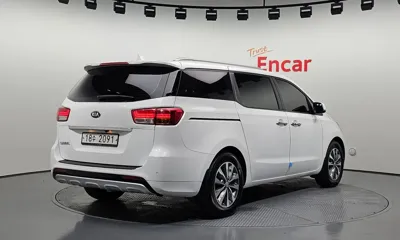 Kia Canival 2016, 176474 км, за 4362.83 USD