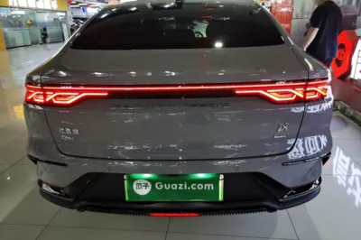 BYD Han 2025, 23600 км, за 21609 USD