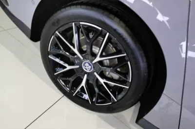 BYD Han 2025, 23600 км, за 21609 USD - фото 11