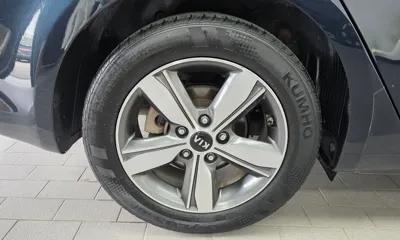 Kia K3 2018, 129043 км, за 5382.7 USD