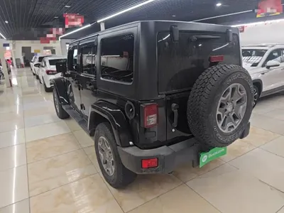 Jeep Wrangler 2016, 163600 км, за 15434.69 USD