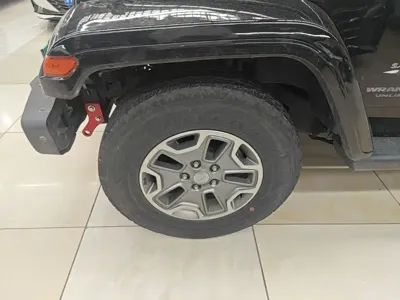 Jeep Wrangler 2016, 163600 км, за 15434.69 USD - фото 23
