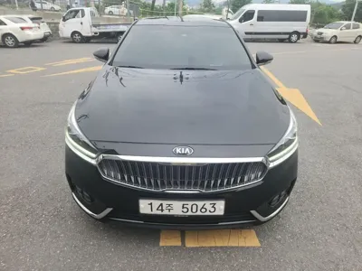 Kia K7 · 2017 год