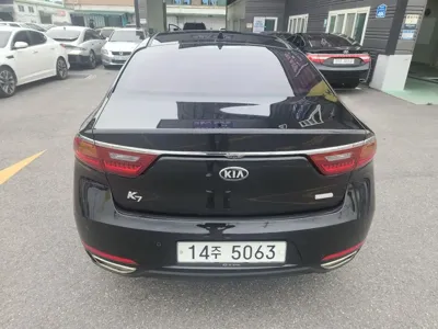 Kia K7 2017, 230478 км, за 6236.05 USD